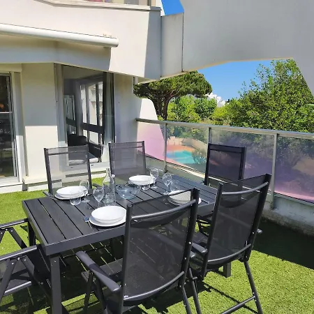 Apartamento T2 - Terrasse 45m2 - Piscine - Clim - Parking Privé