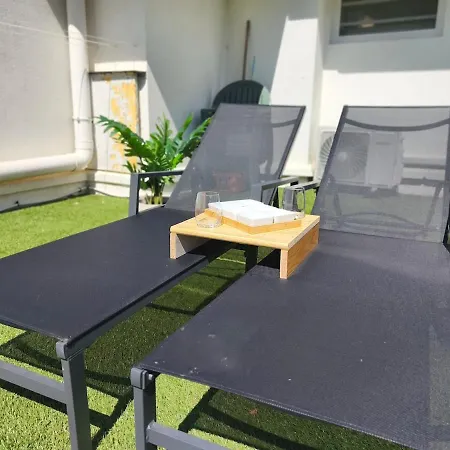 Apartamento T2 - Terrasse 45m2 - Piscine - Clim - Parking Privé