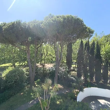 Apartamento T2 - Terrasse 45m2 - Piscine - Clim - Parking Privé La Grande-Motte