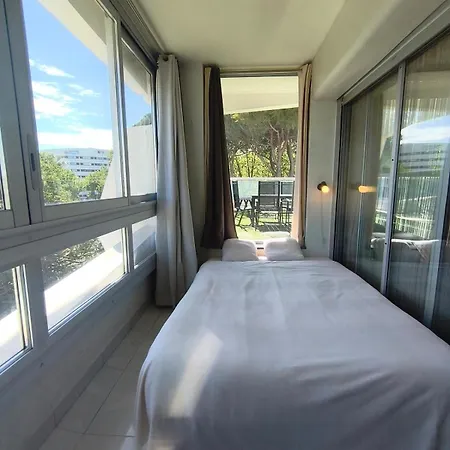 T2 - Terrasse 45m2 - Piscine - Clim - Parking Privé